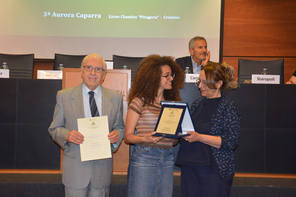 III classificata Aurora Caparra Liceo Classico “Pitagora”-  Crotone