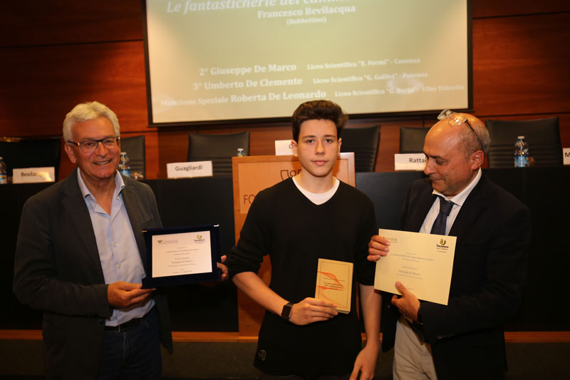 II classificato ex aequo Giuseppe De Marco Liceo Scientifico “Enrico Fermi” di Cosenza