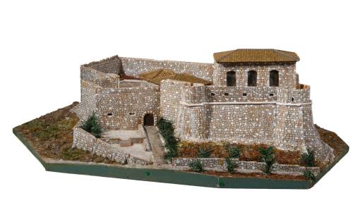Squillace-Castello-n01